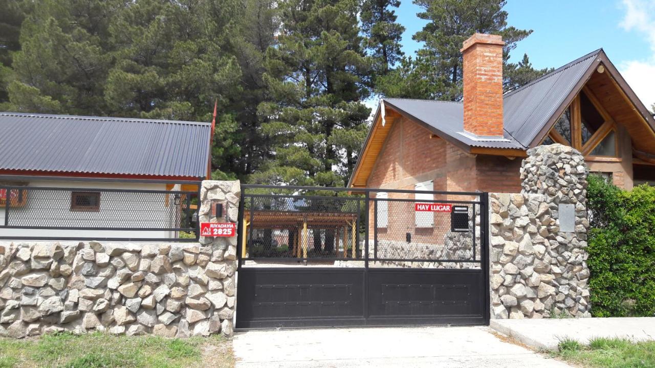 Cabañas Pyracantha Esquel Exterior foto